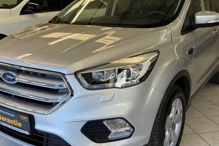Ford Kuga 44.000 km 18.800 &euro; Berlin 13158