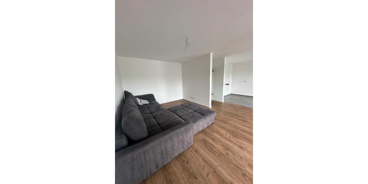 Etagenwohnung Geldern - 3 Zimmer, 88 m&sup2;, 1.140&euro; | Angebot:26374116