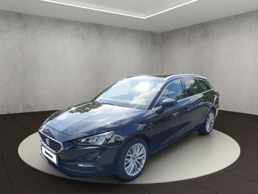 Seat Leon 73.576 km 22.680 € Frankfurt 60488