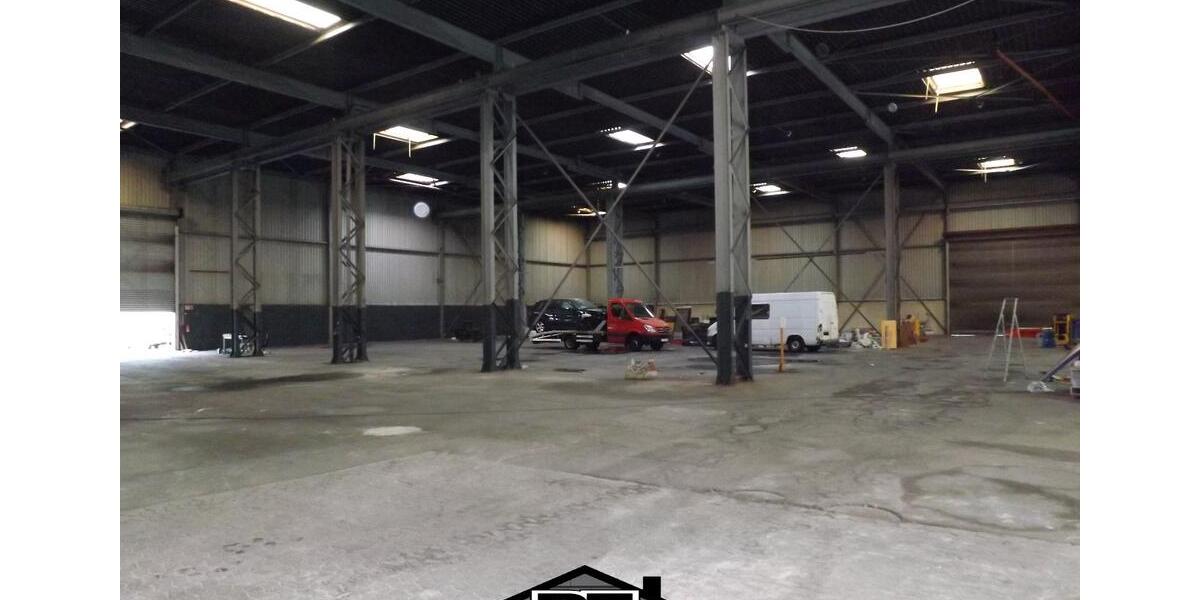 Vielseitig nutzbare LagerProduktionshalle ca. 2.200 m² in Salzgitter-Bad zimmer