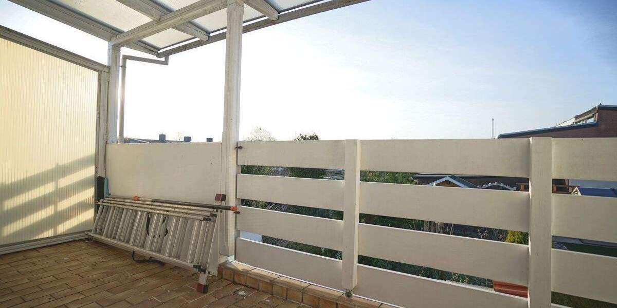 Reihenmittelhaus Bremerhaven Lehe - 4 Zimmer, 95 m&sup2;, 199.000&euro; | Angebot:25834542