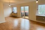 Dachgeschoßwohnung Lütjenburg - 4 Zimmer, 95 m&sup2;, 1.080&euro; | Angebot:26112448