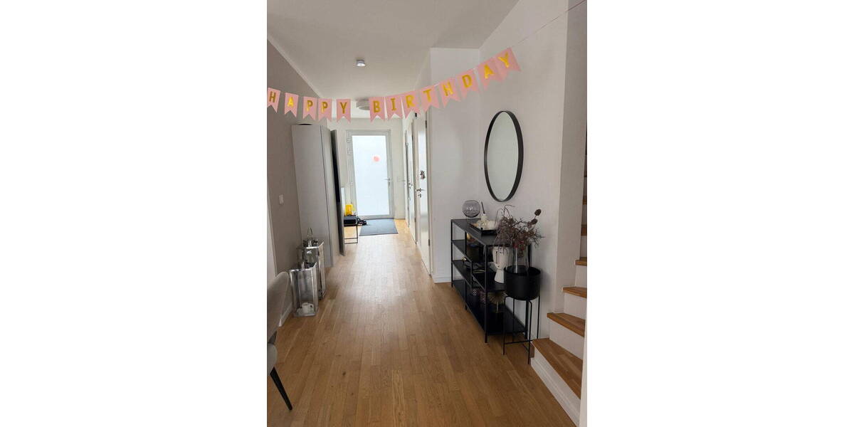 Doppelhaushälfte Stahnsdorf - 5 Zimmer, 165 m&sup2;, 3.700&euro; | Angebot:26141189