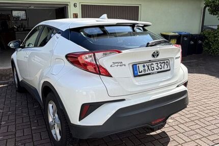 Toyota C-HR 53.800 km 18.500 &euro; Rötha 04571
