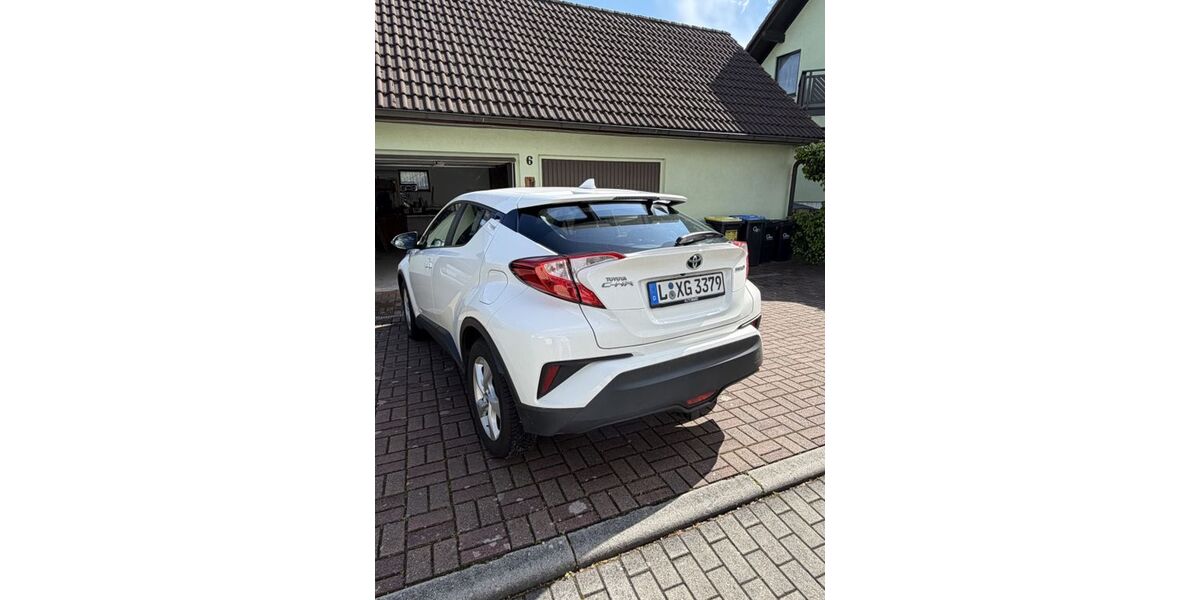 Toyota C-HR 53.800 km 18.500 &euro; Rötha 04571