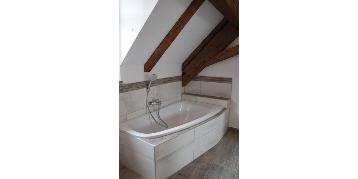 Maisonettenwohnung Windischeschenbach - 4 Zimmer, 136 m&sup2;, 1.290&euro; | Angebot:26300298