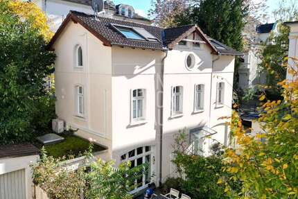 Haus zum Mieten in Wiesbaden 3.195 € 150 m² 4 zimmer