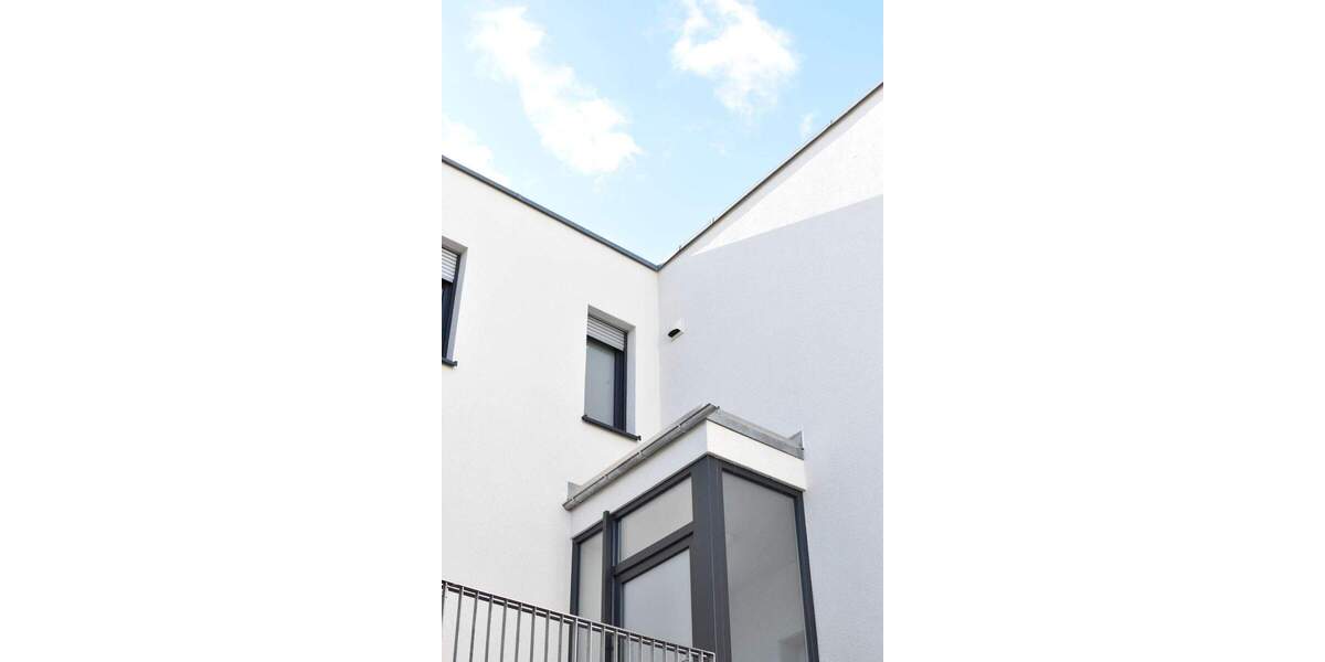 Etagenwohnung Leipzig Leutzsch - 2 Zimmer, 80 m&sup2;, 1.120&euro; | Angebot:24670100