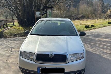 Skoda Fabia 156.000 km 999 &euro; Stadtallendorf 35260
