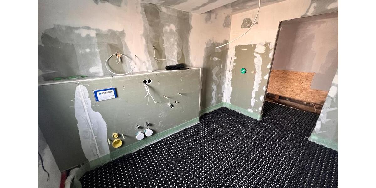 Dachgeschoßwohnung Lehrte - 4 Zimmer, 120 m&sup2;, 1.350&euro; | Angebot:26415929