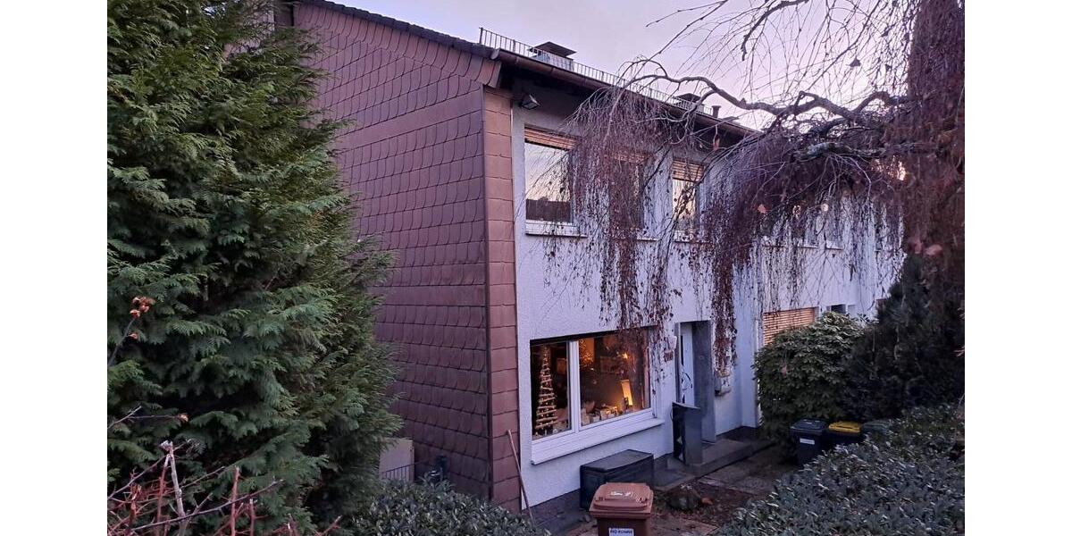 Reihenhaus Lüdenscheid Staberg - 5 Zimmer, 101 m&sup2;, 245.000&euro; | Angebot:26313919