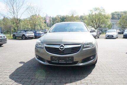 Opel Insignia 93.950 km 10.300 &euro; Konz 54329