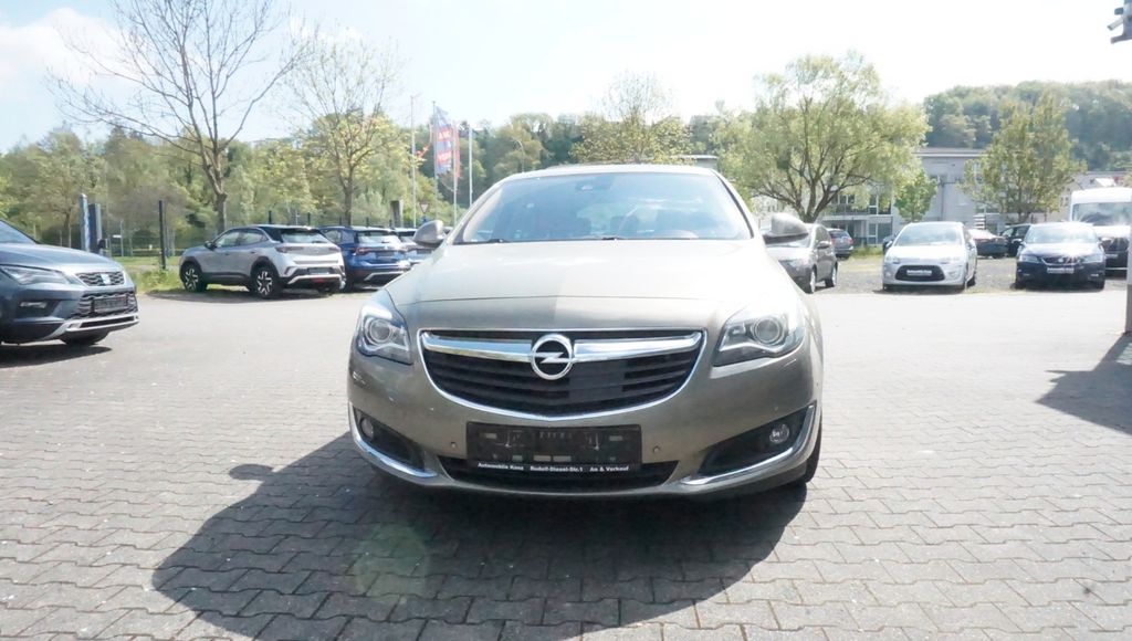 Opel Insignia 93.950 km 10.300 &euro; Konz 54329