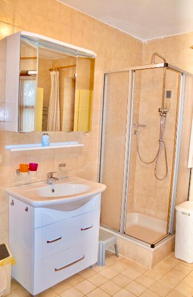 Terrassenwohnung Hauzenberg - 2.5 Zimmer, 64 m&sup2;, 130.000&euro; | Angebot:26897681