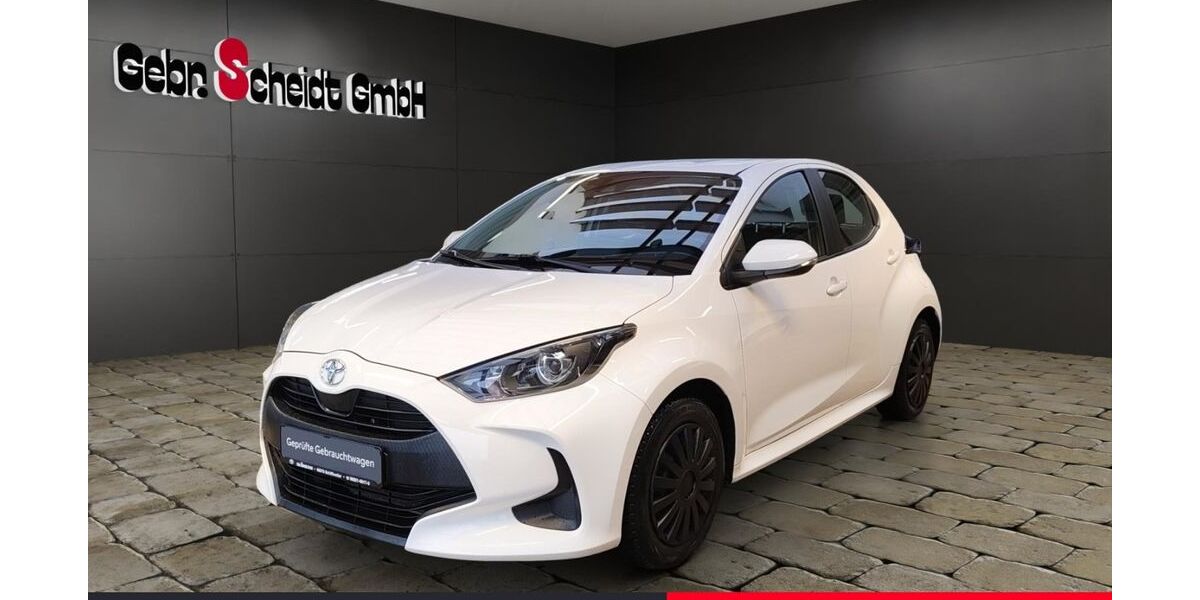 Toyota Yaris 32.097 km 14.770 &euro; Schiffweiler 66578