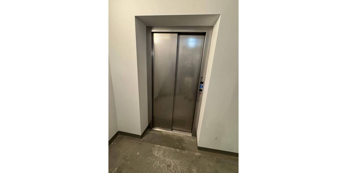 Einfamilienhaus Schweinfurt Altstadt - 1 Zimmer, 220&euro; | Angebot:25665401