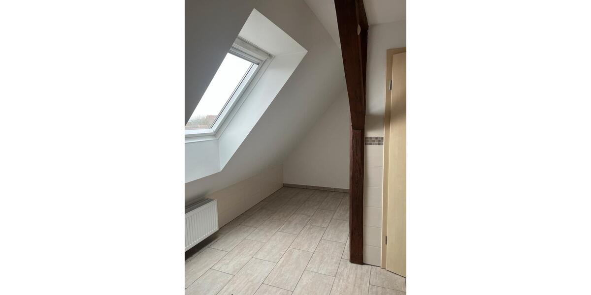 Etagenwohnung Blomberg - 4 Zimmer, 150 m&sup2;, 850&euro; | Angebot:25364972