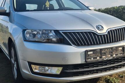 Skoda Rapid 110.000 km 7.699 &euro; Großräschen 01983