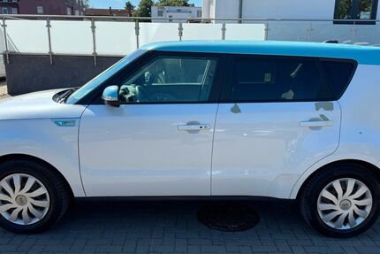 Kia Soul 39.141 km 9.450 &euro; Salzgitter-Lebenstedt 38226