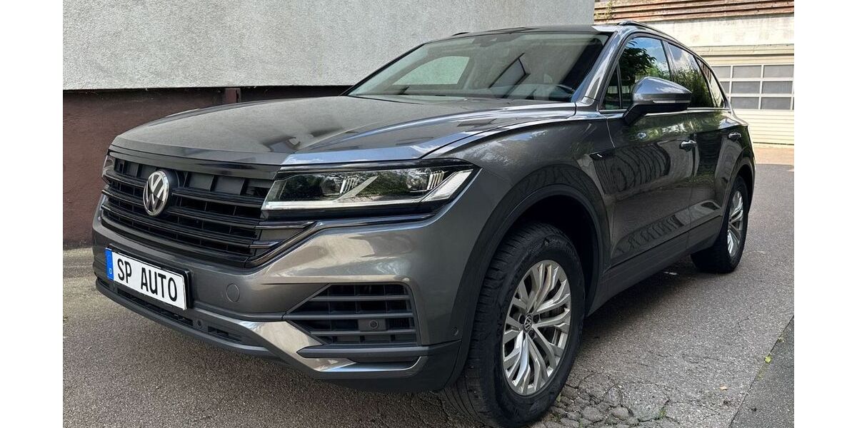VW Touareg 98.000 km 36.990 € Neu-Ulm (Pfuhl) 89233