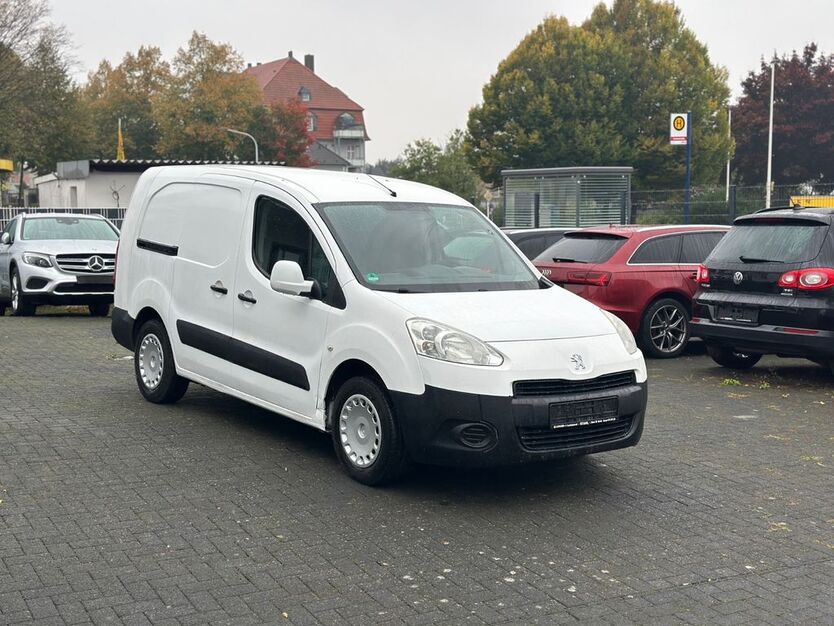 Peugeot Partner 179.325 km 4.999 € Werl 59457