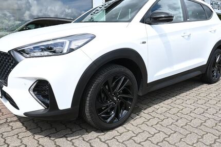 Hyundai TUCSON 100.000 km 23.400 € Hittfeld bei Hamburg 21218