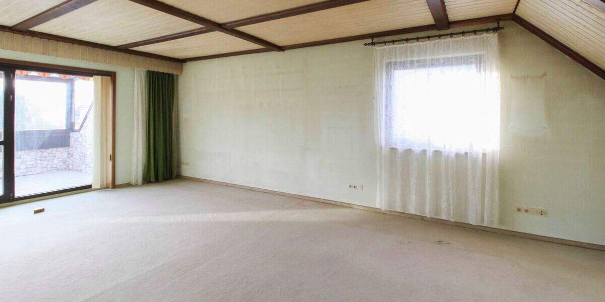 Großflächige Wohnung: Gestaltbare Dachgeschosswhg. in Hannover-Badenstedt 4 zimmer