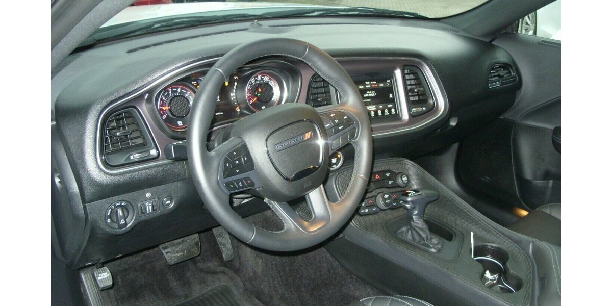 Dodge Challenger 3,6 Leder,Kamera,Sitzheizen 21.000 km 29.990 &euro; Rudolstadt 07407
