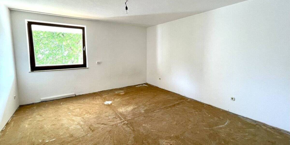 Etagenwohnung Lennestadt / Meggen Meggen - 4 Zimmer, 104 m&sup2;, 135.000&euro; | Angebot:26879521