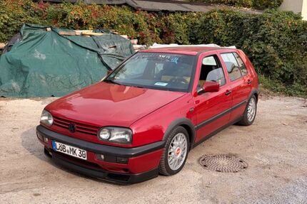 VW Golf 234.000 km 3.500 &euro; Bautzen 02625