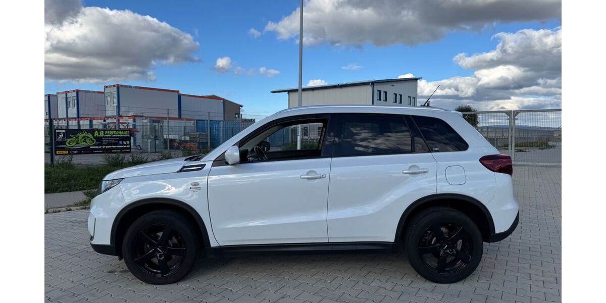 Suzuki Vitara 105.600 km 14.000 &euro; Köfering 93096