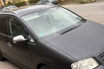 VW Touran 290.000 km 750 &euro; Dresden 01139