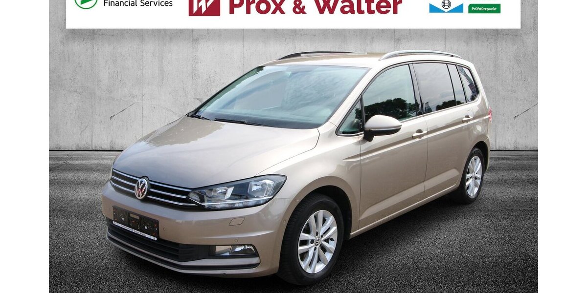 VW Touran 1.6 TDI BMT 7-DSG Comfortline NAVI+ACC 151.032 km 13.900 &euro; Hagenow 19230