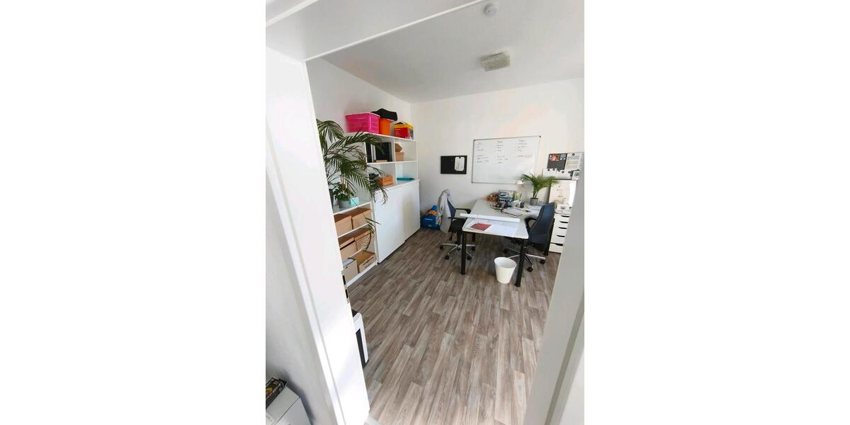 Etagenwohnung Königslutter am Elm - 5 Zimmer, 124 m&sup2;, 980&euro; | Angebot:25255396