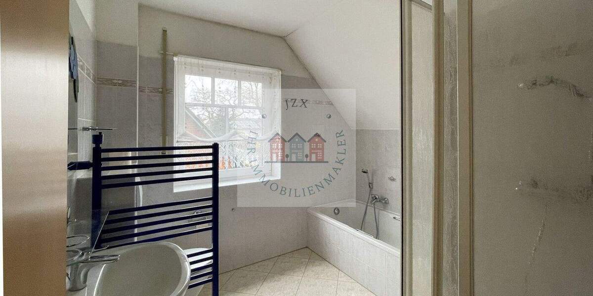 Einfamilienhaus Bad Liebenwerda - 4 Zimmer, 87 m&sup2;, 420.000&euro; | Angebot:25740293