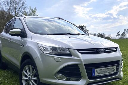 Ford Kuga 147.000 km 12.400 &euro; Sinzing 93161