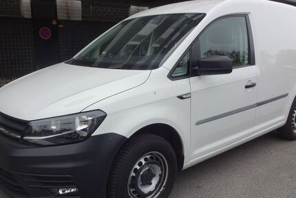 VW Caddy 97.000 km 8.900 &euro; Berlin 12249
