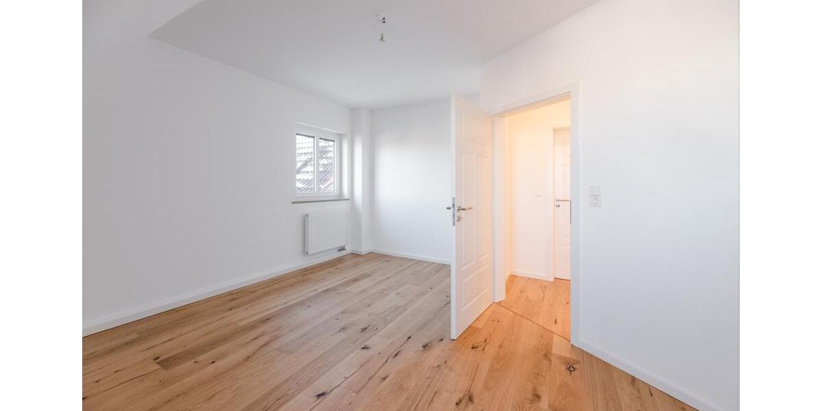 Dachgeschoßwohnung Bayreuth Meyernberg - 3 Zimmer, 69 m&sup2;, 229.000&euro; | Angebot:26834920