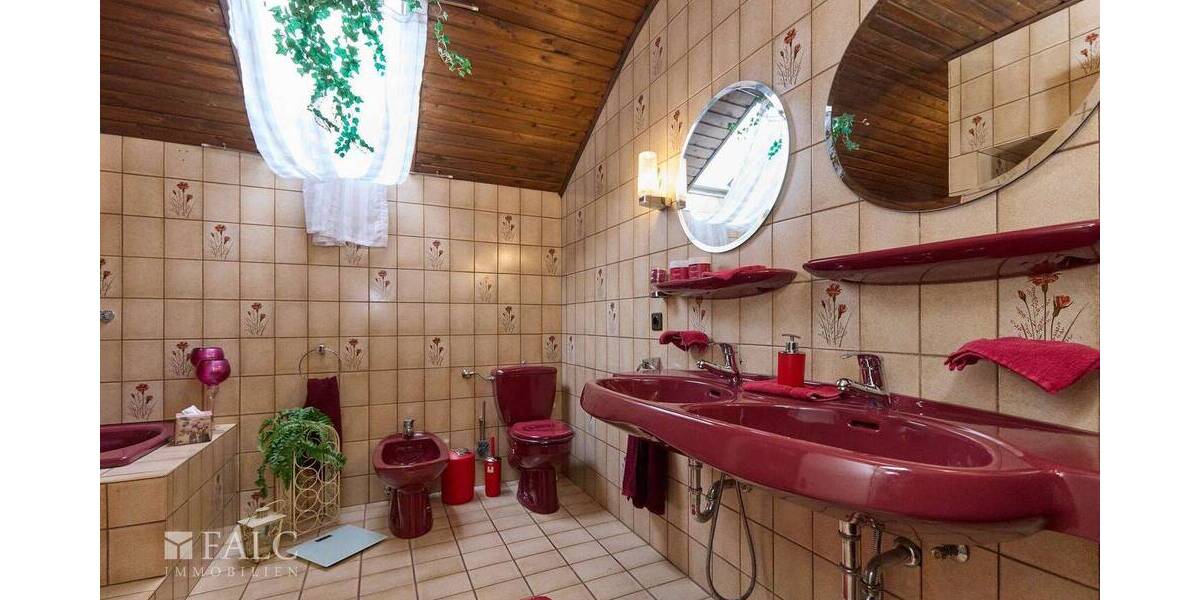 Mehrfamilienhaus, Wohnhaus Aldenhoven Dürboslar - 6 Zimmer, 209 m&sup2;, 299.000&euro; | Angebot:26017672