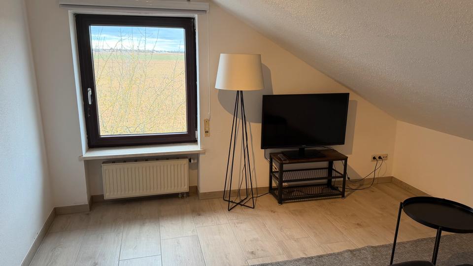 Dachgeschoßwohnung Vaterstetten Parsdorf - 2 Zimmer, 40 m&sup2;, 1.000&euro; | Angebot:25342269