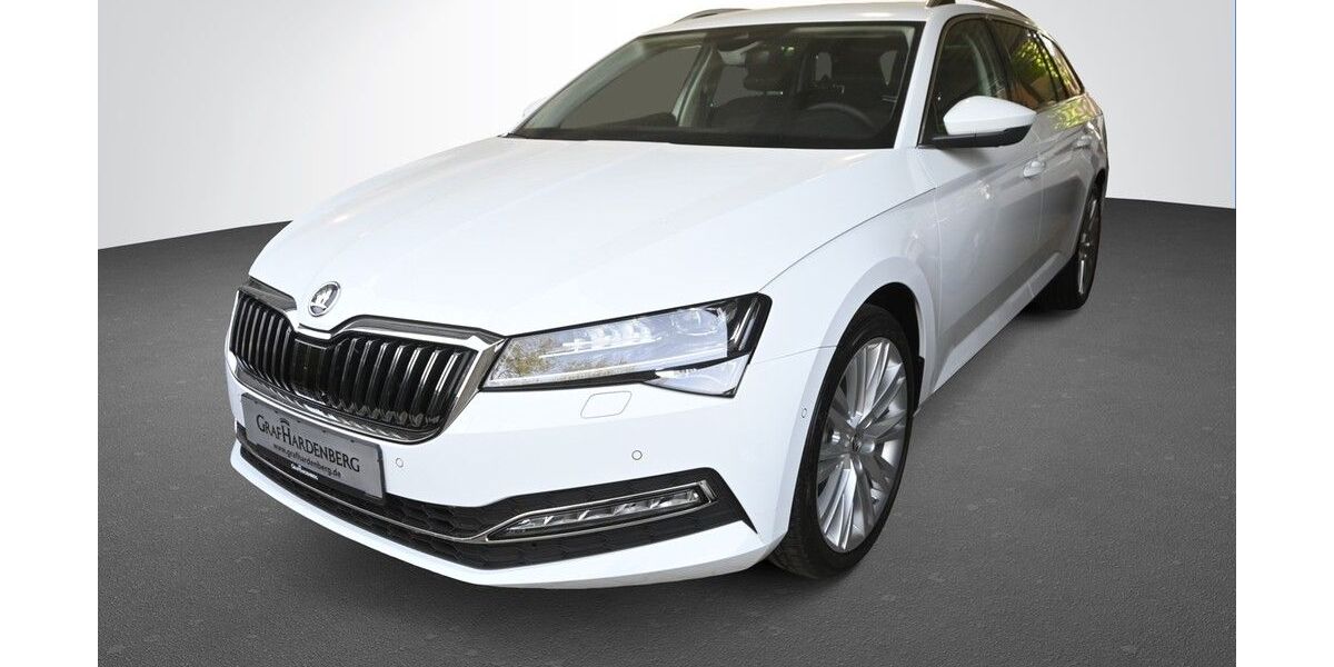Skoda Superb 35.000 km 36.790 € Karlsruhe 76131