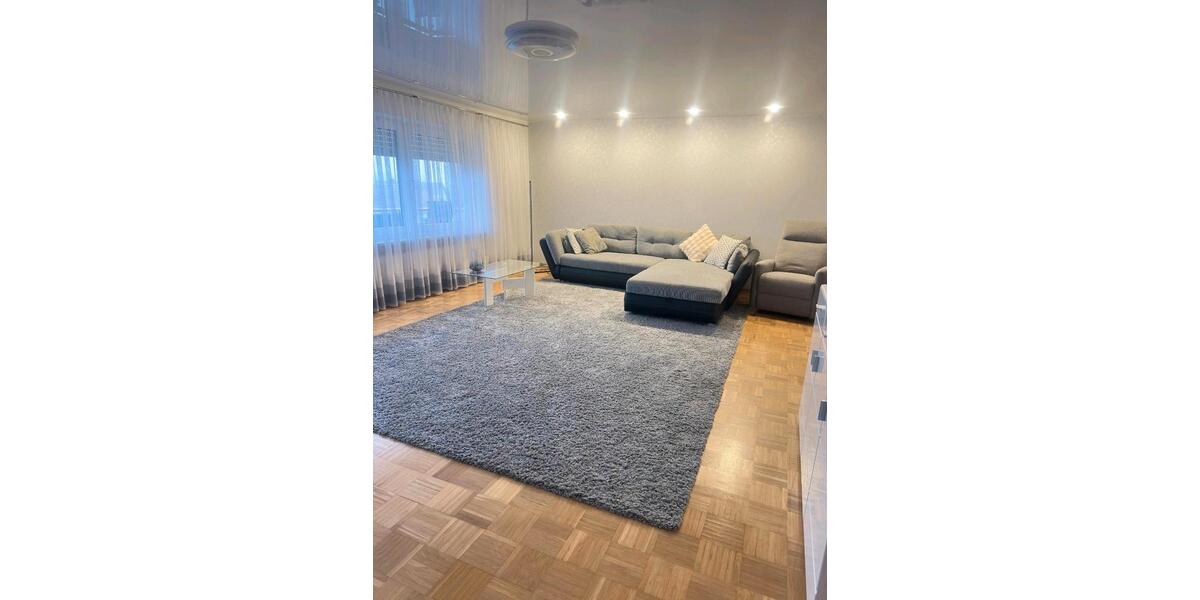 Erdgeschoßwohnung Marktredwitz - 5 Zimmer, 123 m&sup2;, 1.000&euro; | Angebot:25566441