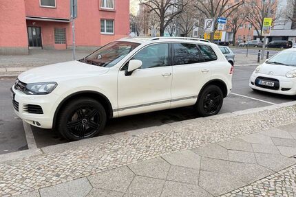 VW Touareg 237.722 km 15.500 &euro; Berlin 10587
