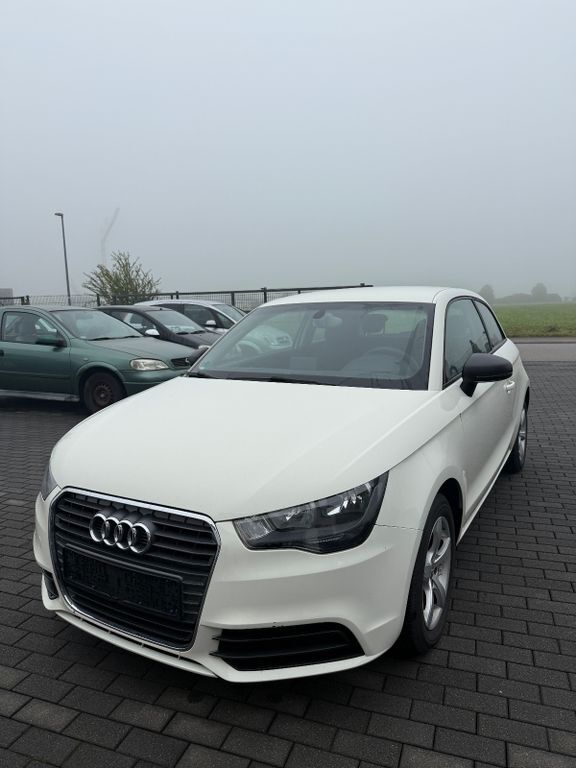 Audi A1 150.000 km 7.399 € Spraitbach 73565