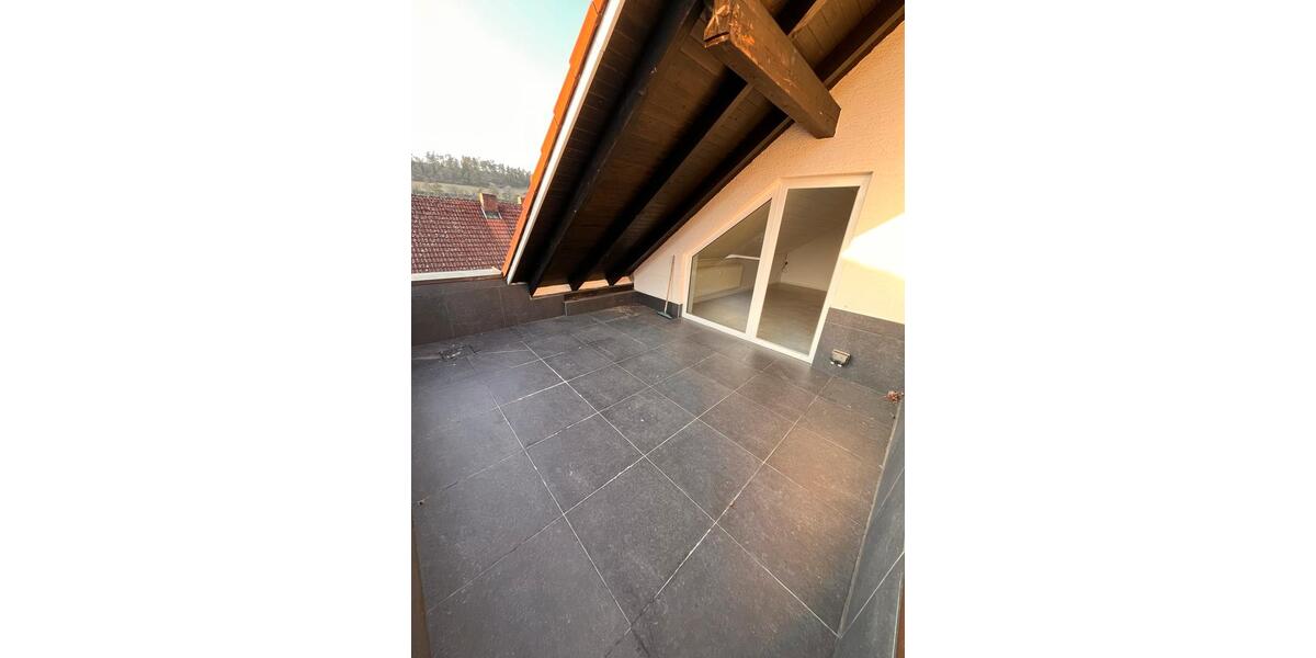 Dachgeschoßwohnung Greding - 2 Zimmer, 85 m&sup2;, 1.050&euro; | Angebot:26050541