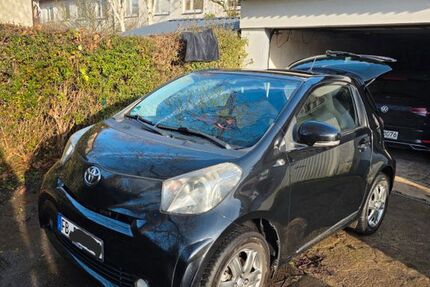 Toyota IQ 58.000 km 5.100 &euro; Frankfurt 60435