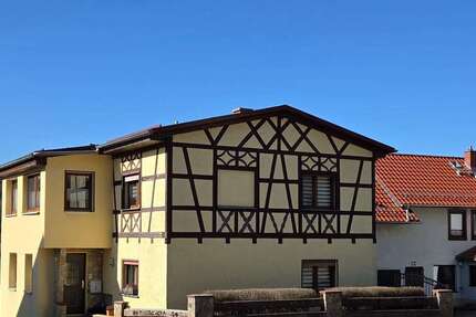 Haus Henneberg Henneberg - 5 Zimmer, 142 m&sup2;, 160.000&euro; | Angebot:26455950