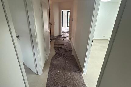 Kernsaniertes Reihenmittelhaus in guter Lage-provisionsfrei !! 6.5 zimmer