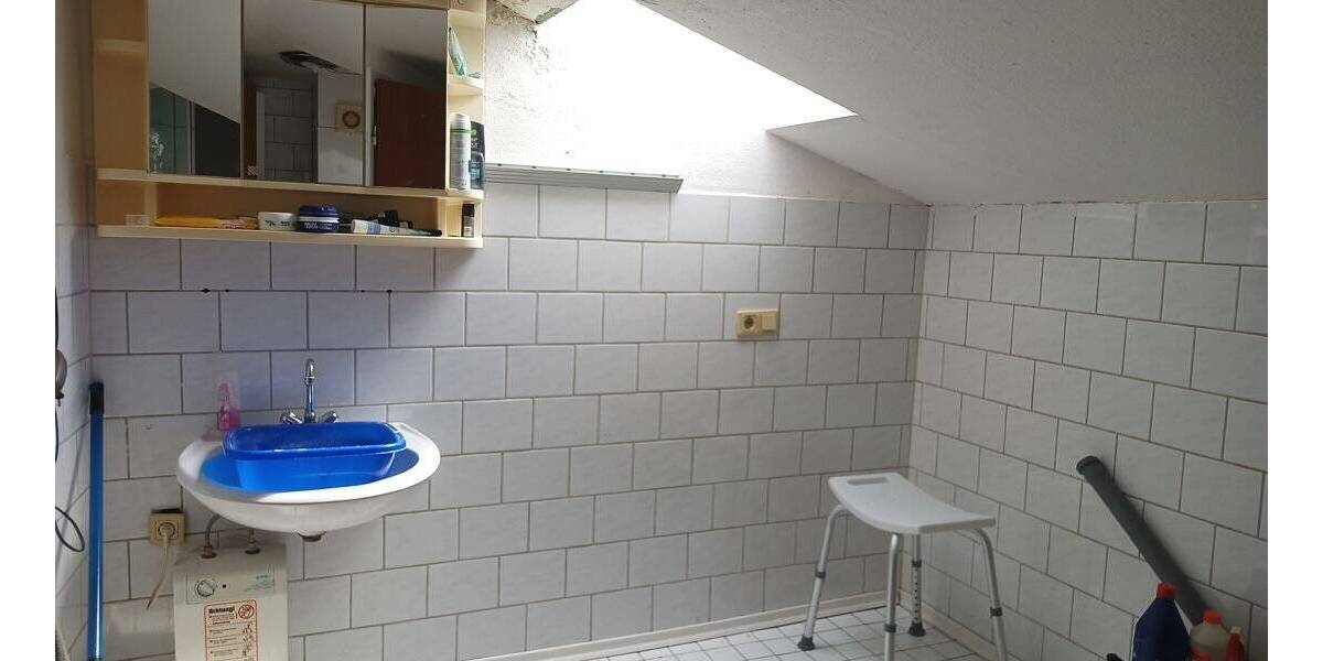 Mehrfamilienhaus, Wohnhaus Albersdorf - 8 Zimmer, 191 m&sup2;, 185.000&euro; | Angebot:23977054