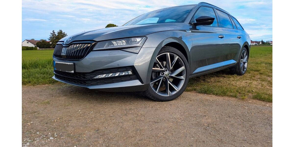 Skoda Superb 102.000 km 26.500 &euro; Dietenheim 89165